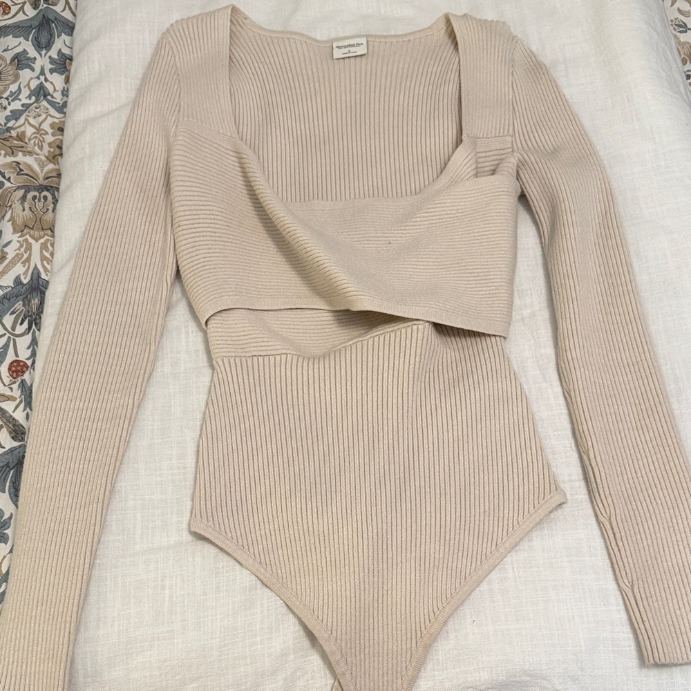 Abercrombie & Fitch Cream Ribbed Top